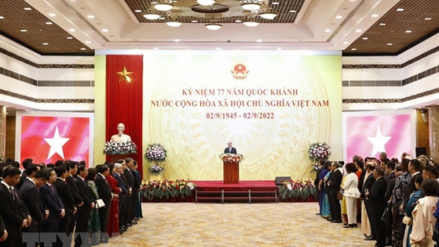 State leader hosts ceremony marking 77th National Day